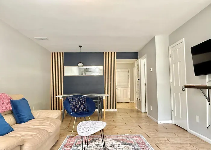 New 2B2B Entire Townhouse Place Cozy And Quiet Sp1271