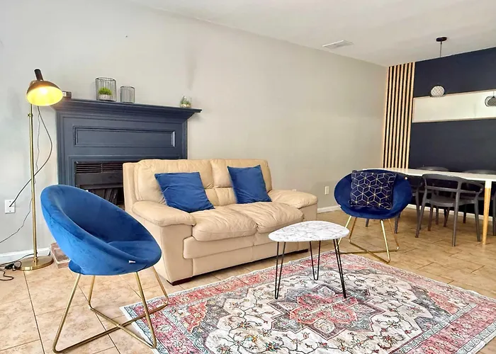 New 2B2B Entire Townhouse Place Cozy And Quiet Sp1271