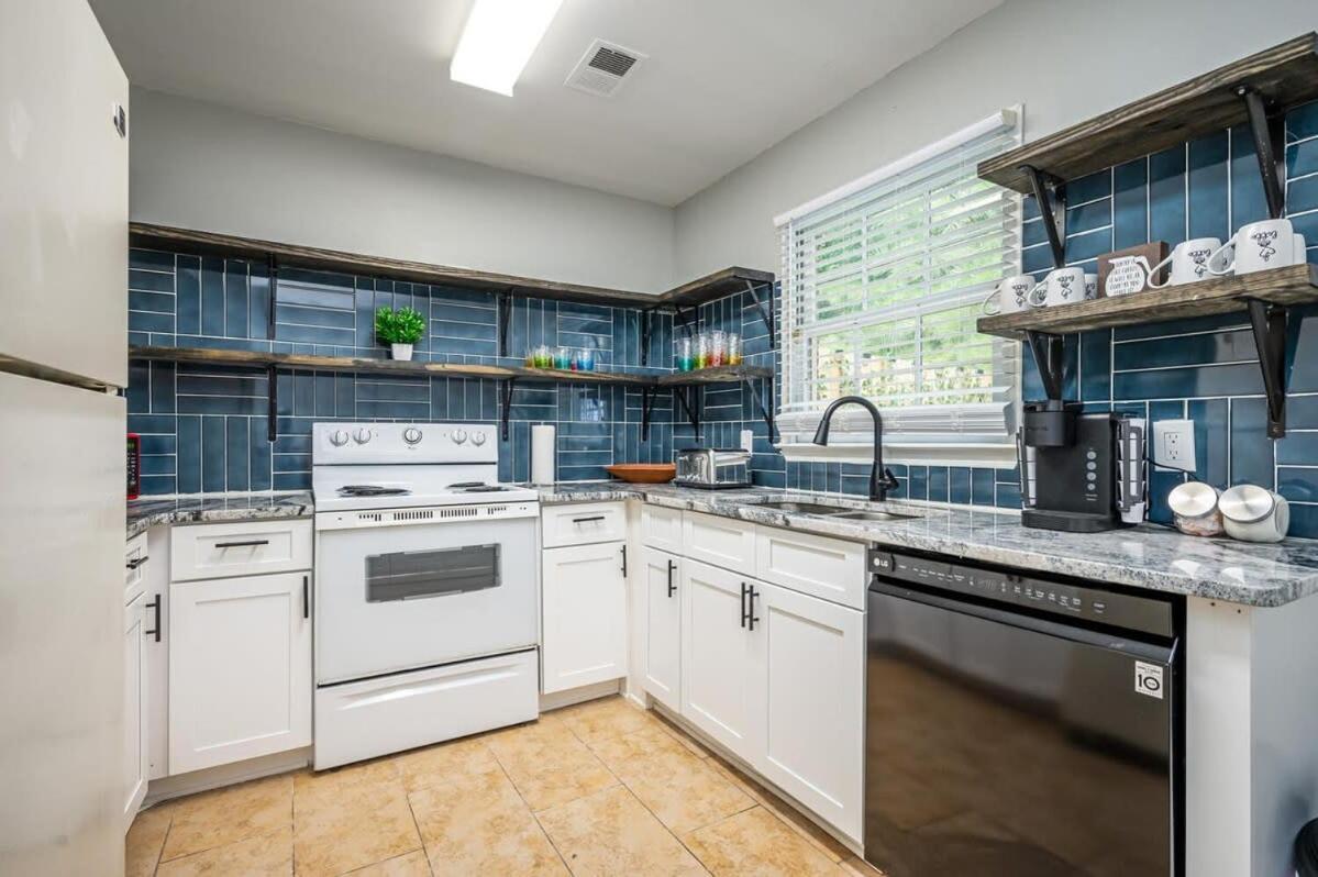 Hébergement de vacances New 2b2b Entire Townhouse Place Cozy And Quiet Sp1271 *